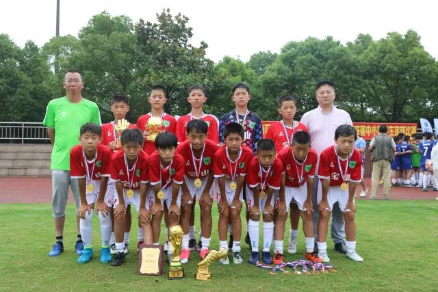 追光丨国际球迷期待的“童话续集” ，你追吗